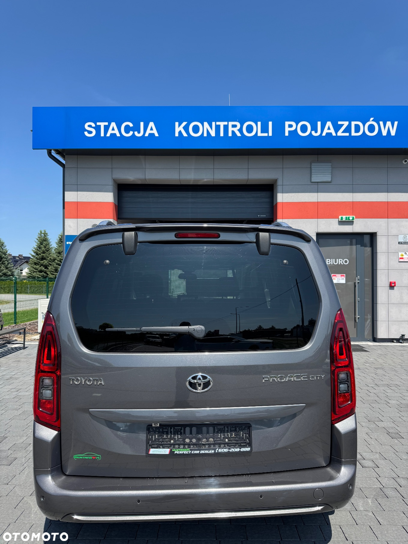 Toyota Proace City Verso 1.2 Turbo L1 Team Deutschland - 10
