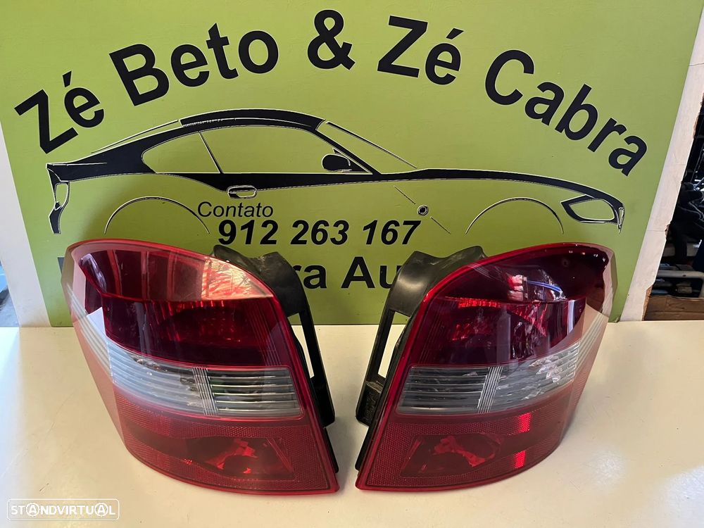 RENAULT LAGUNA III CARRINHA FAROLIM DIREITO ESQUERDO - FT467 - 1