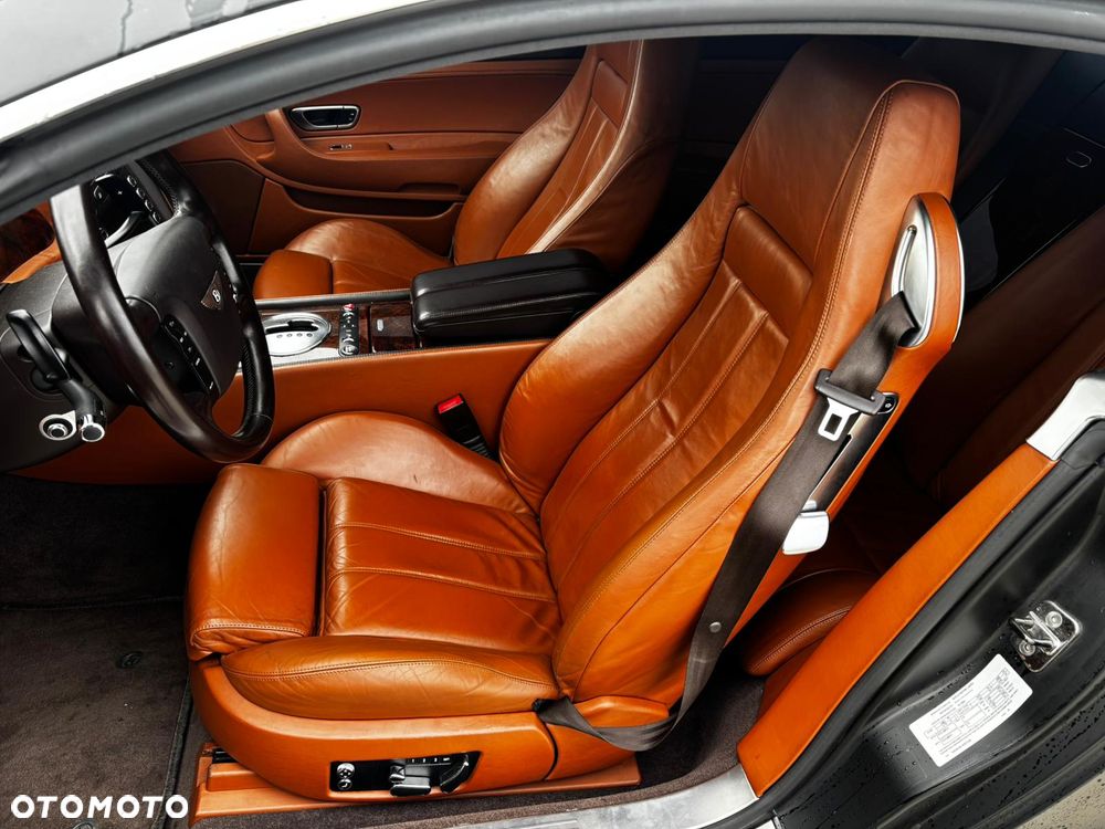 Bentley Continental GT - 20