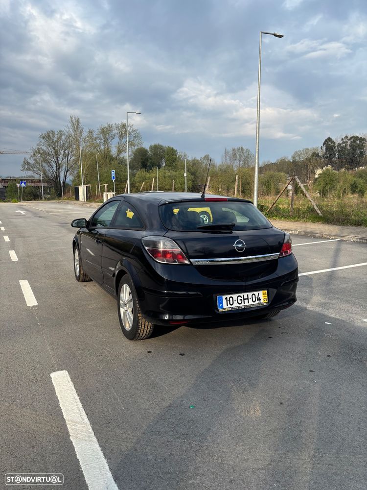 Opel Astra GTC 1.3 CDTI - 4