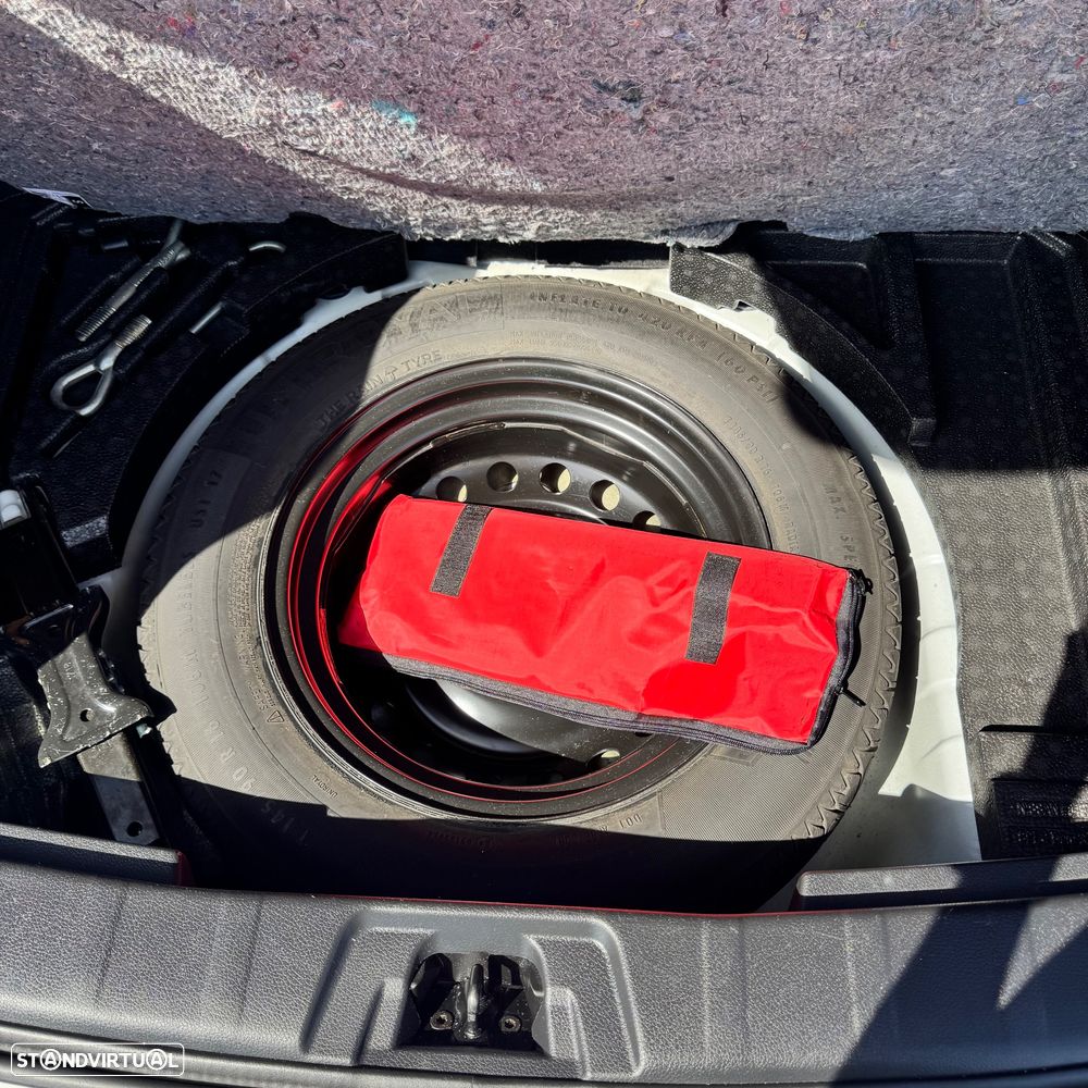 Nissan Qashqai 1.5 dCi N-Connecta J18+Led - 21