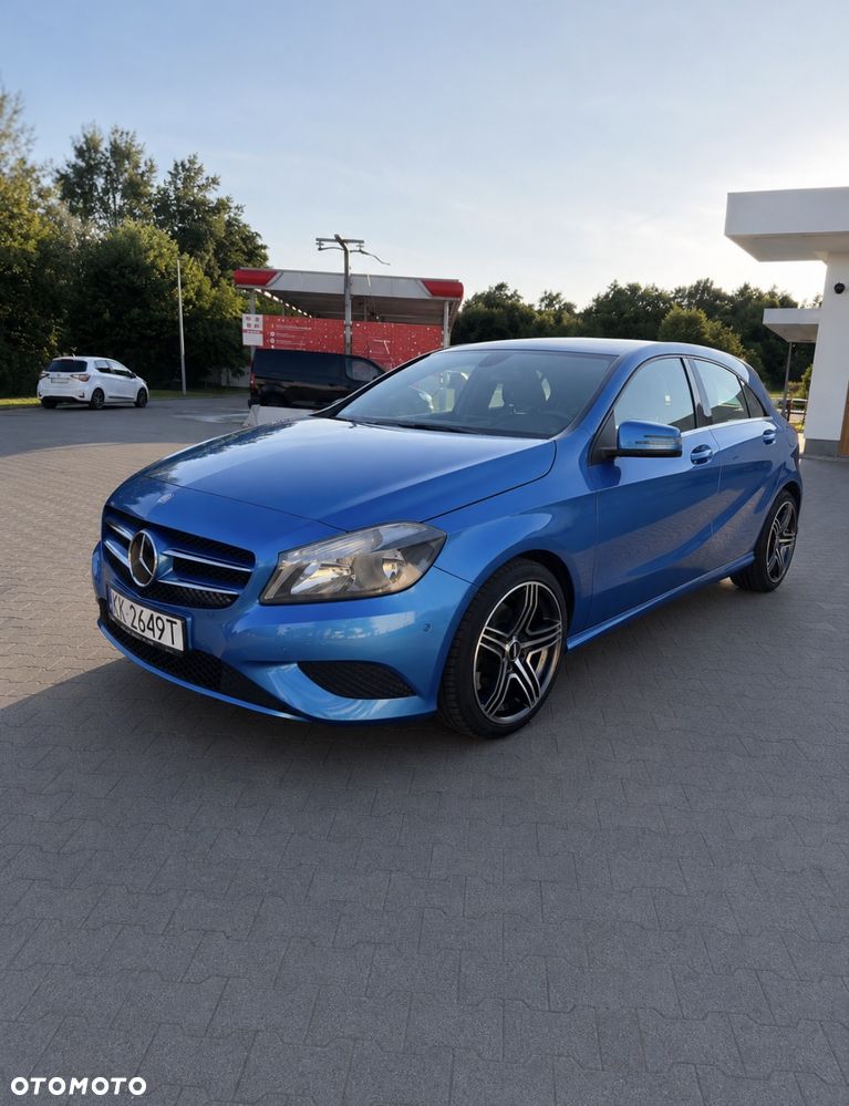 Mercedes-Benz Klasa A 180 (BlueEFFICIENCY) AMG Sport - 2