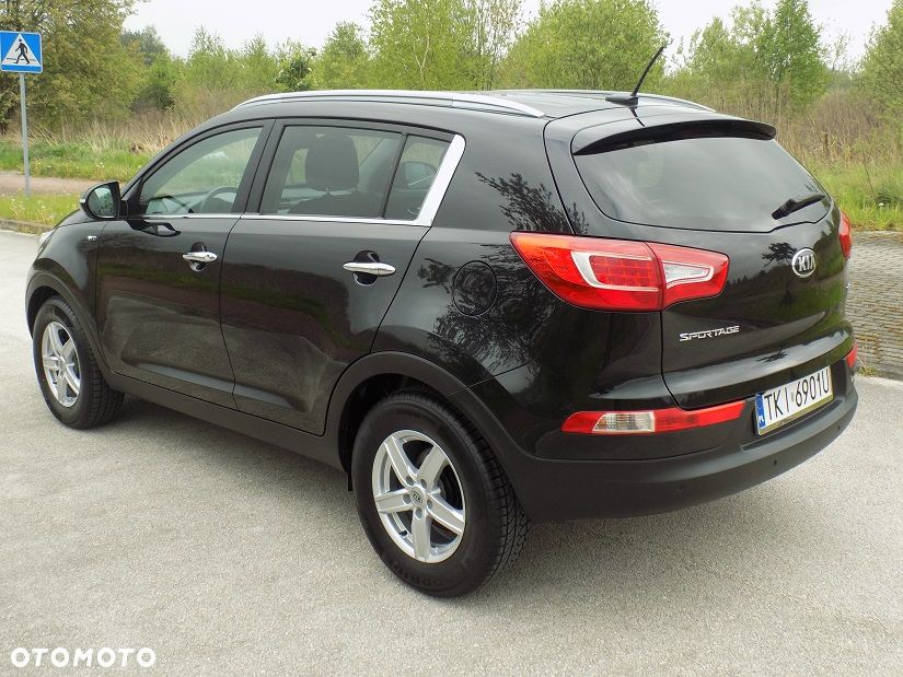 Kia Sportage 2.0 CRDI 4WD Automatik Dream-Team Edition - 2