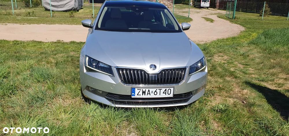 Skoda Superb 2.0 TSI 4x4 L&K DSG - 2