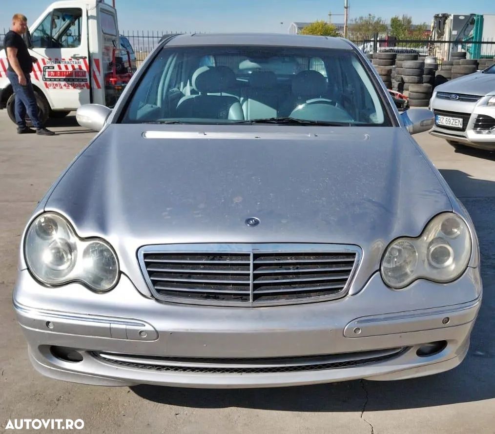 Dezmembram Mercedes-Benz c200 kompressor - 1
