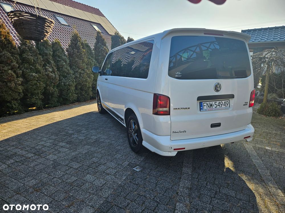Volkswagen Multivan - 31