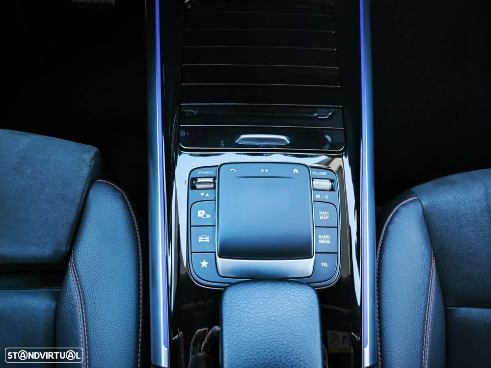 Mercedes-Benz GLA 250 e AMG Line - 36