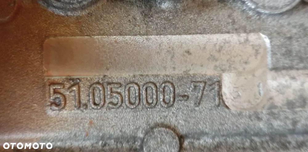 OBUDOWA PODSTAWA FILTRA OLEJU WIRÓWKA MAN TGX EURO 6 LIFT 51050007151 - 5