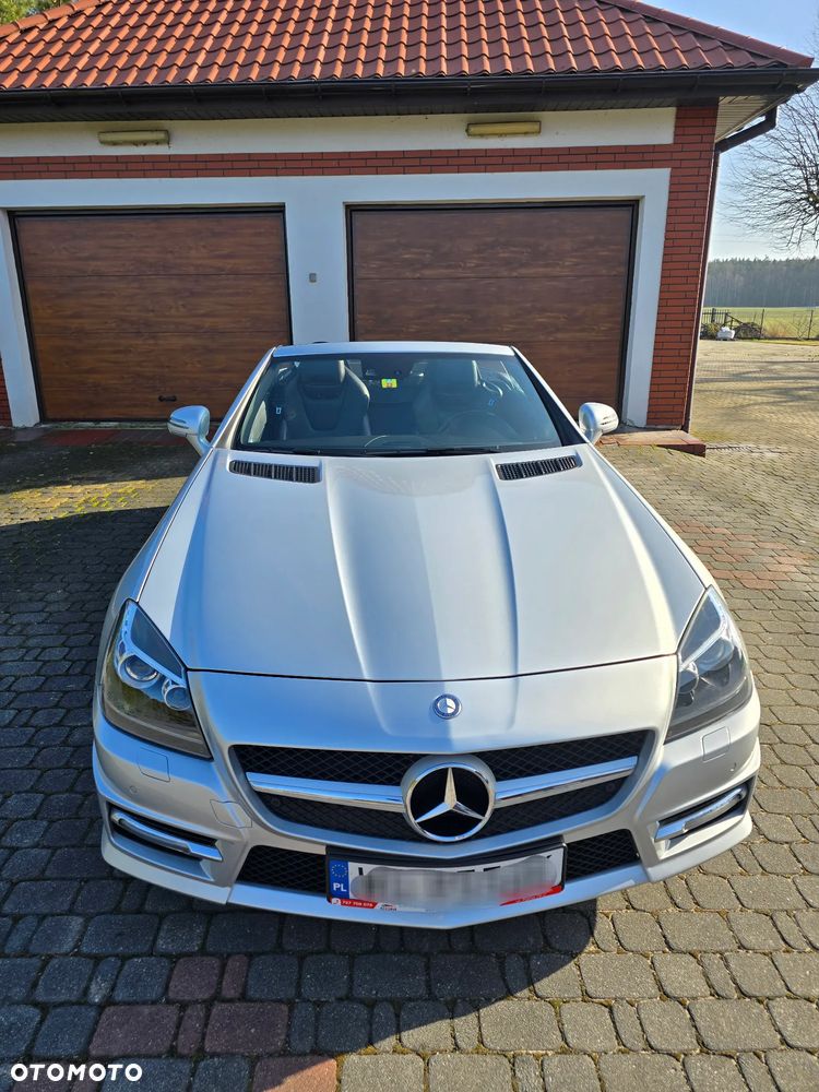Mercedes-Benz SLK 200 (BlueEFFICIENCY) 7G-TRONIC - 27