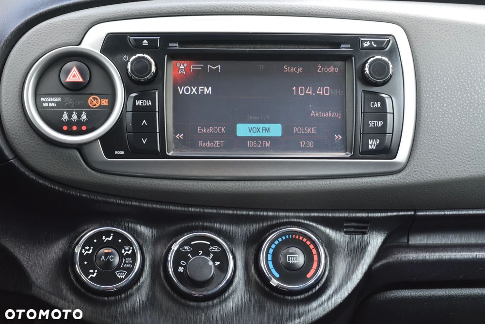 Toyota Yaris 1.0 Premium - 20