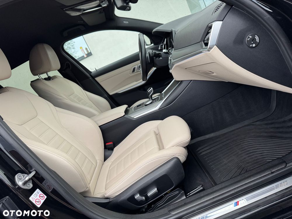 BMW Seria 3 330e PHEV M Sport Edition sport - 23