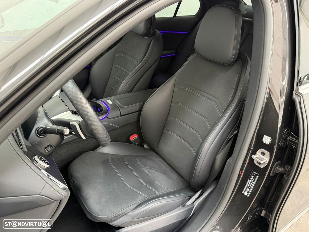 Mercedes-Benz E 300 e AMG Line - 20
