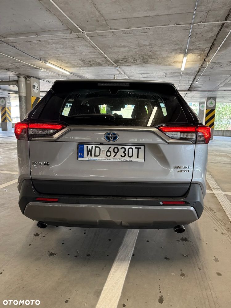 Toyota RAV4 - 5