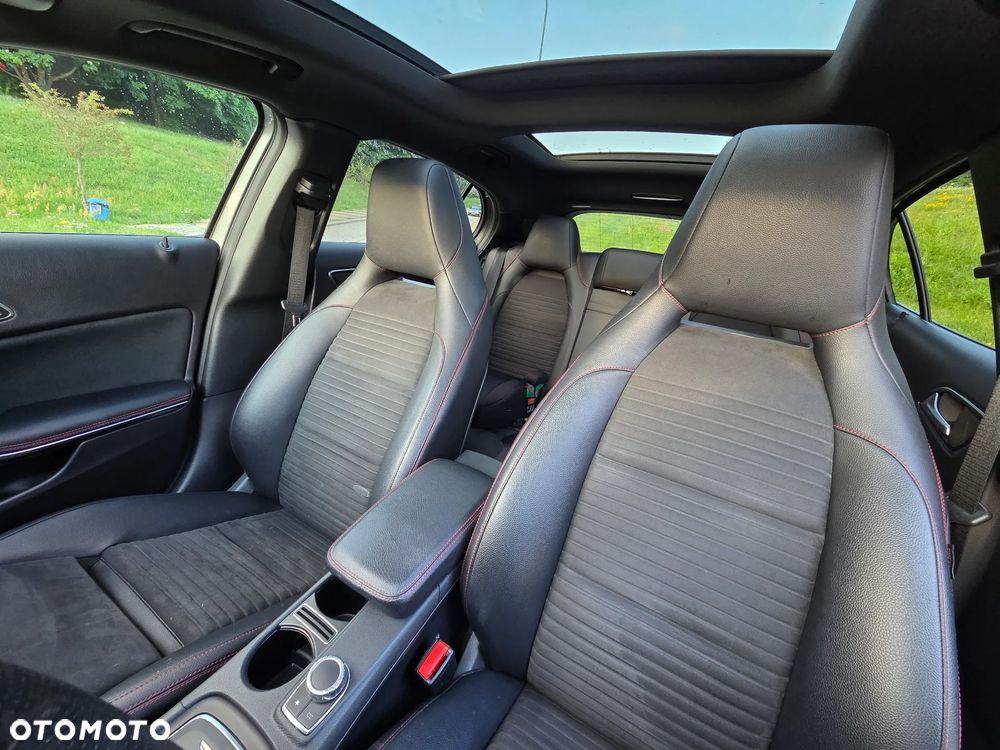Mercedes-Benz GLA 200 7G-DCT AMG Line - 8