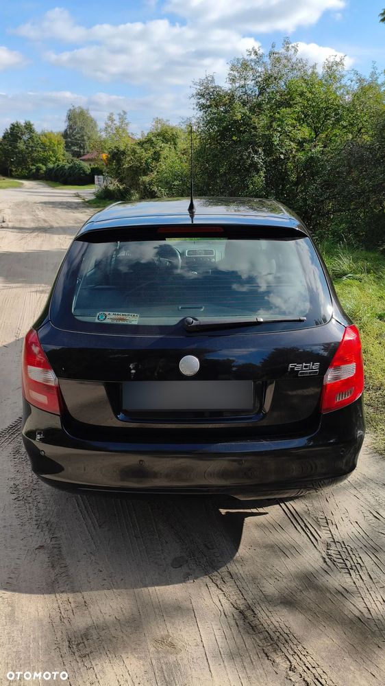 Skoda Fabia - 10
