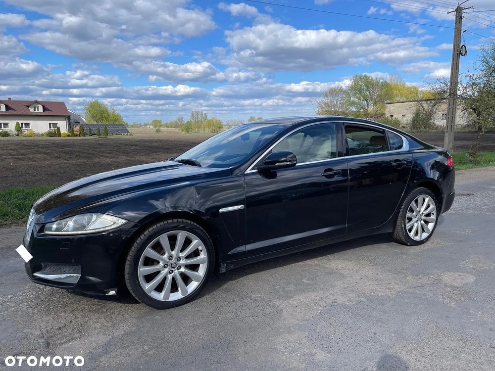 Jaguar XF - 2