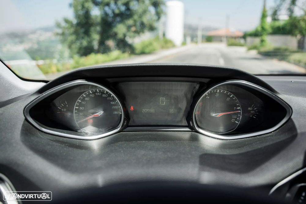 Peugeot 308 SW BlueHDi 120 Stop & Start Allure - 28