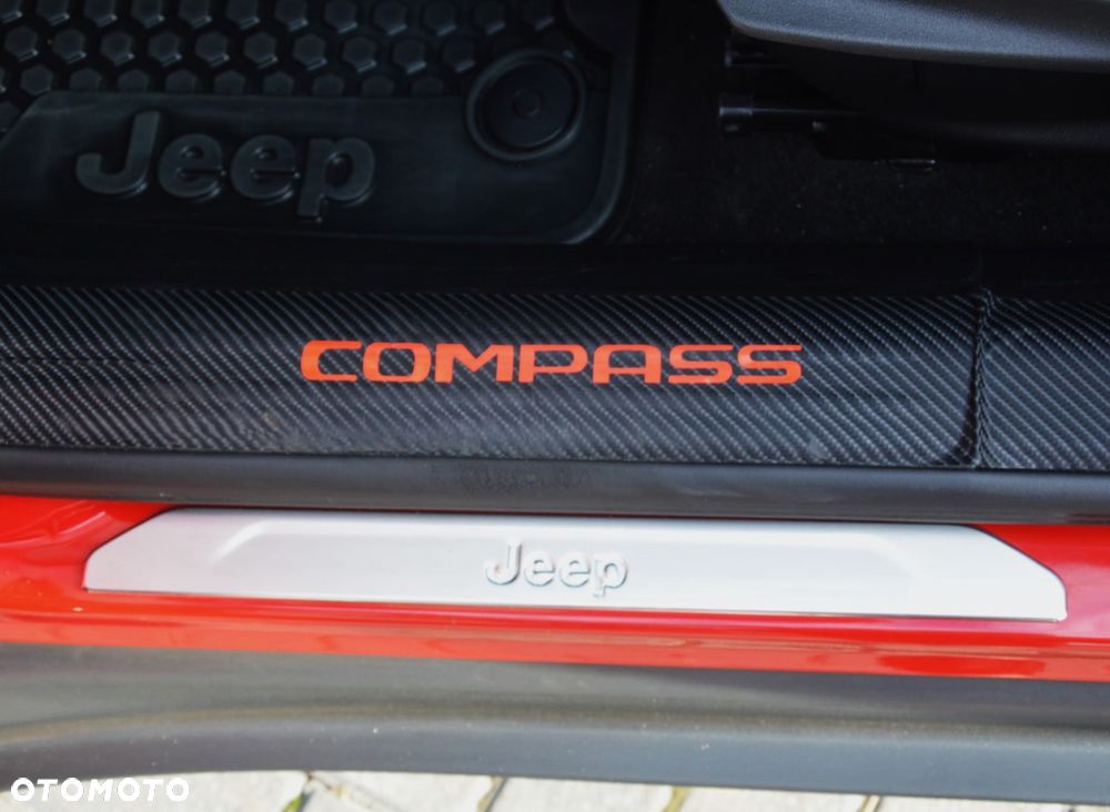 Jeep Compass - 15