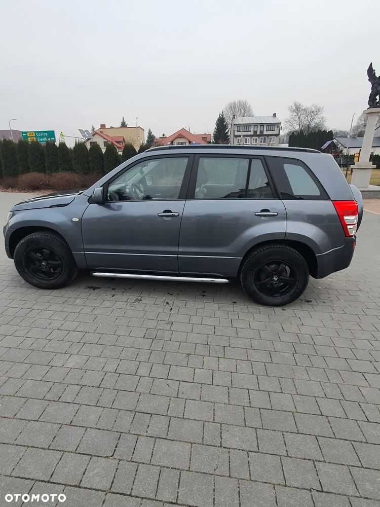 Suzuki Grand Vitara 2.0 Automatik Comfort - 1