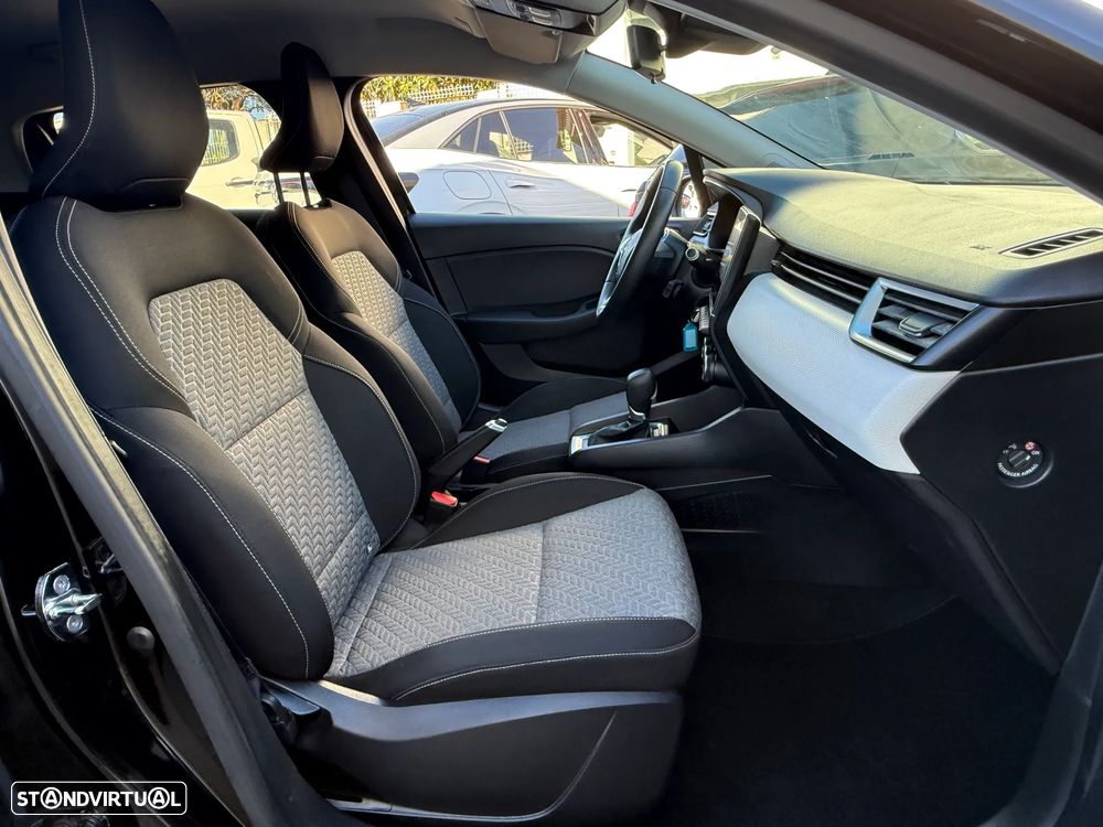 Renault Clio 1.0 TCe Limited CVT - 24