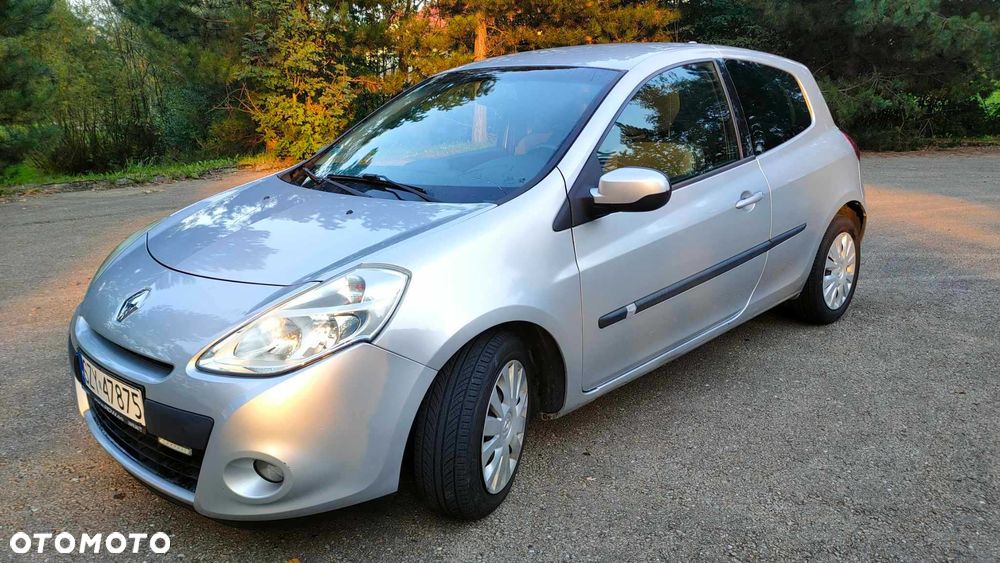 Renault Clio - 1