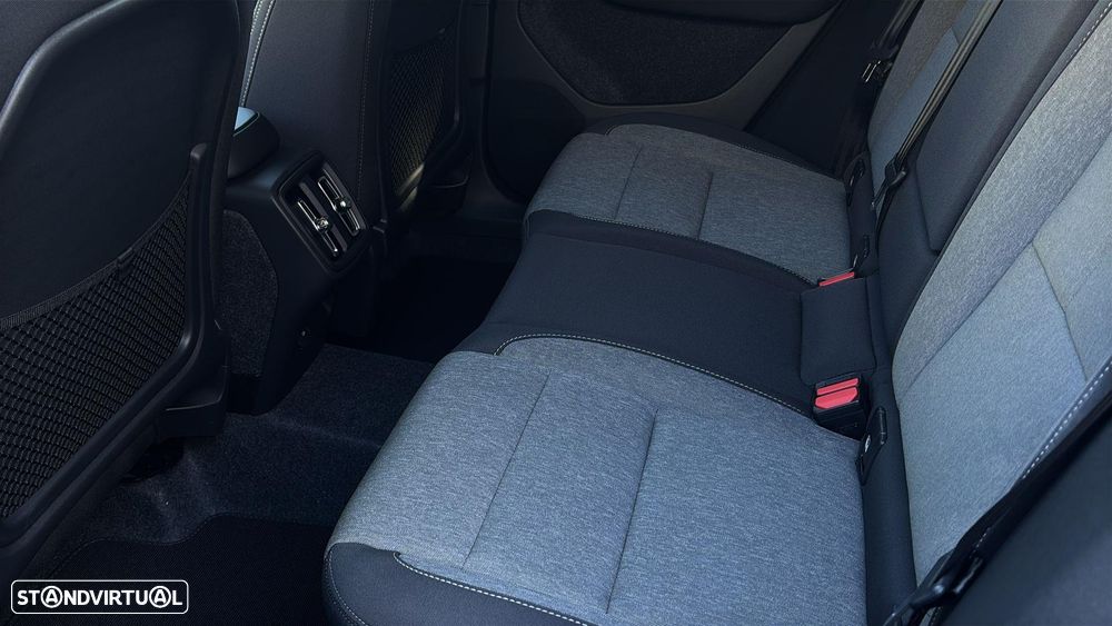 Volvo XC 40 2.0 B3 Core - 19