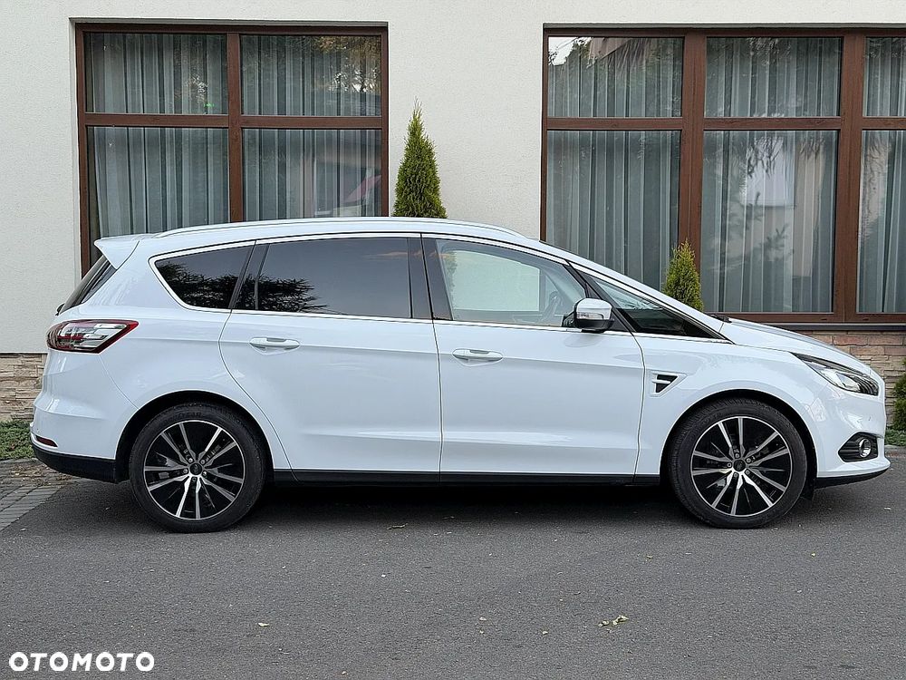 Ford S-Max 2.0 EcoBlue Titanium - 32