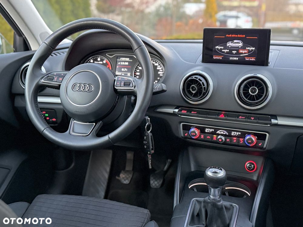 Audi A3 Sportback - 8