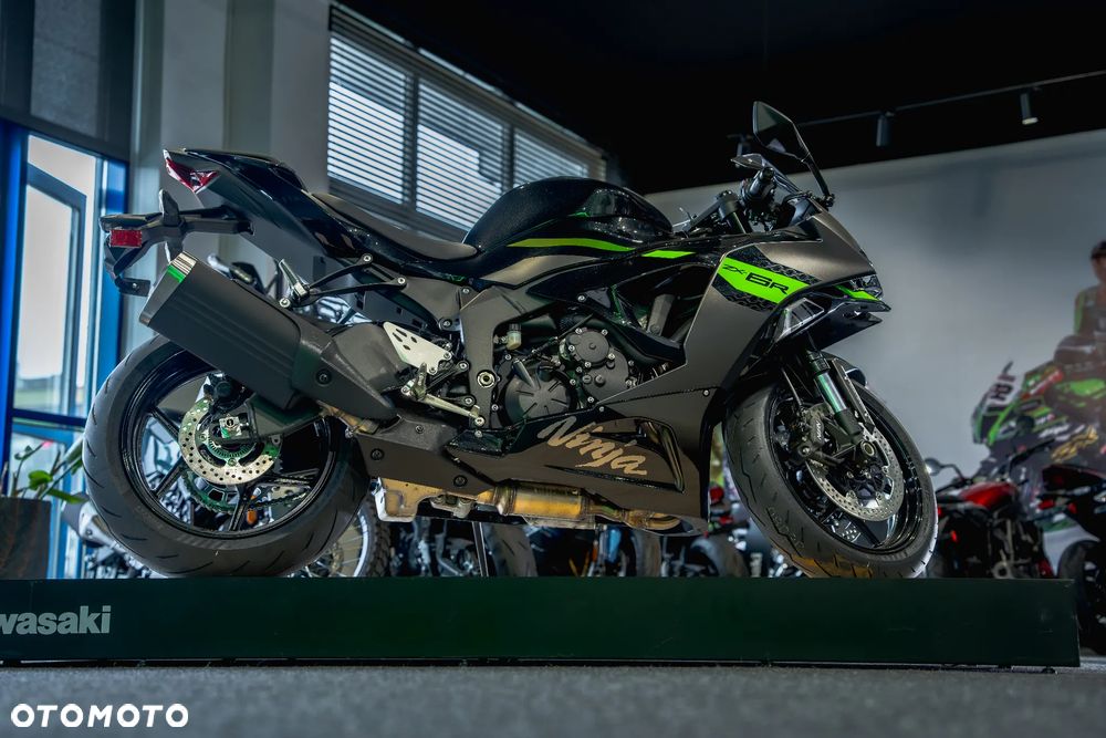 Kawasaki ZX - 3