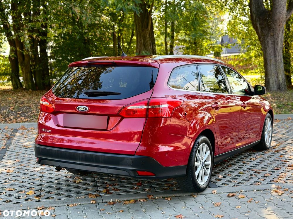 Ford Focus 1.5 TDCi DPF Start-Stopp-System Titanium - 6