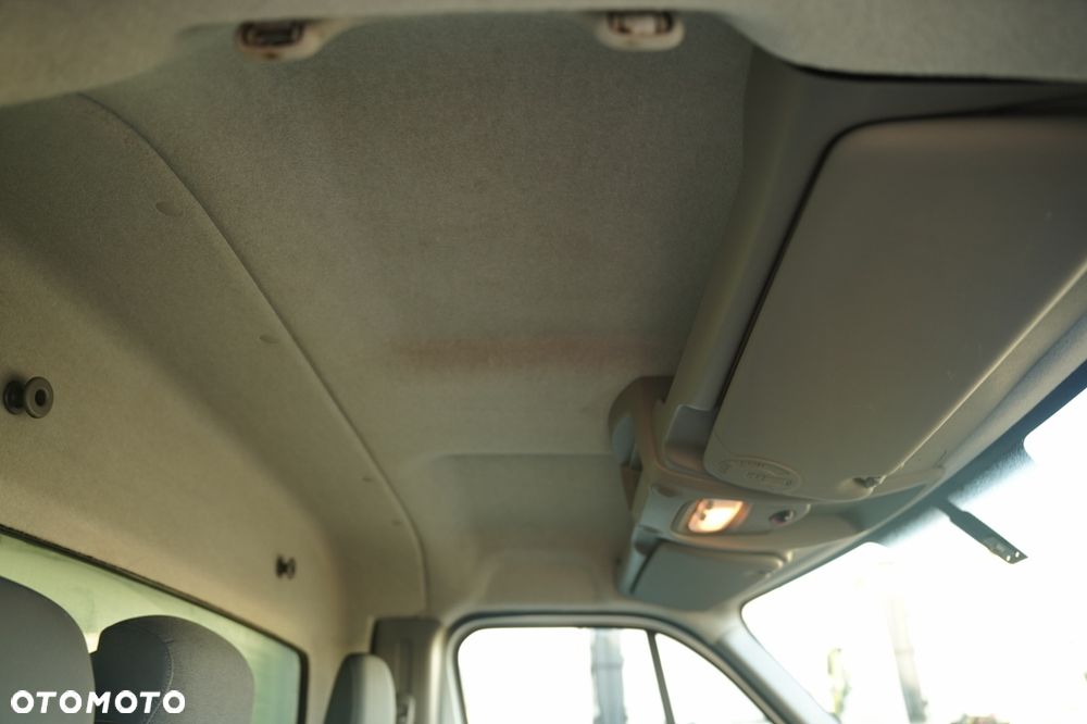 Renault MASTER / KONTENER - 4,5  M / WINDA DHOLLANDIA - 750 kg / SPROWADZONY - 33