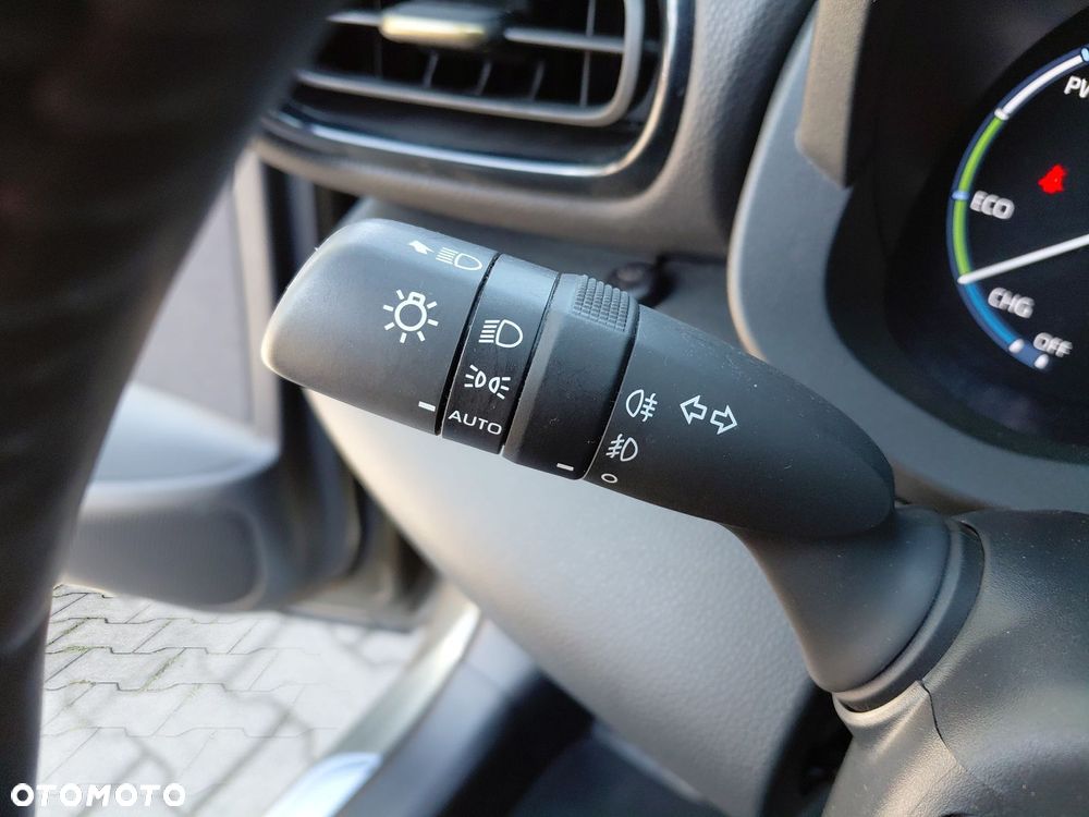 Toyota Yaris Cross Hybrid 1.5 Adventure - 28