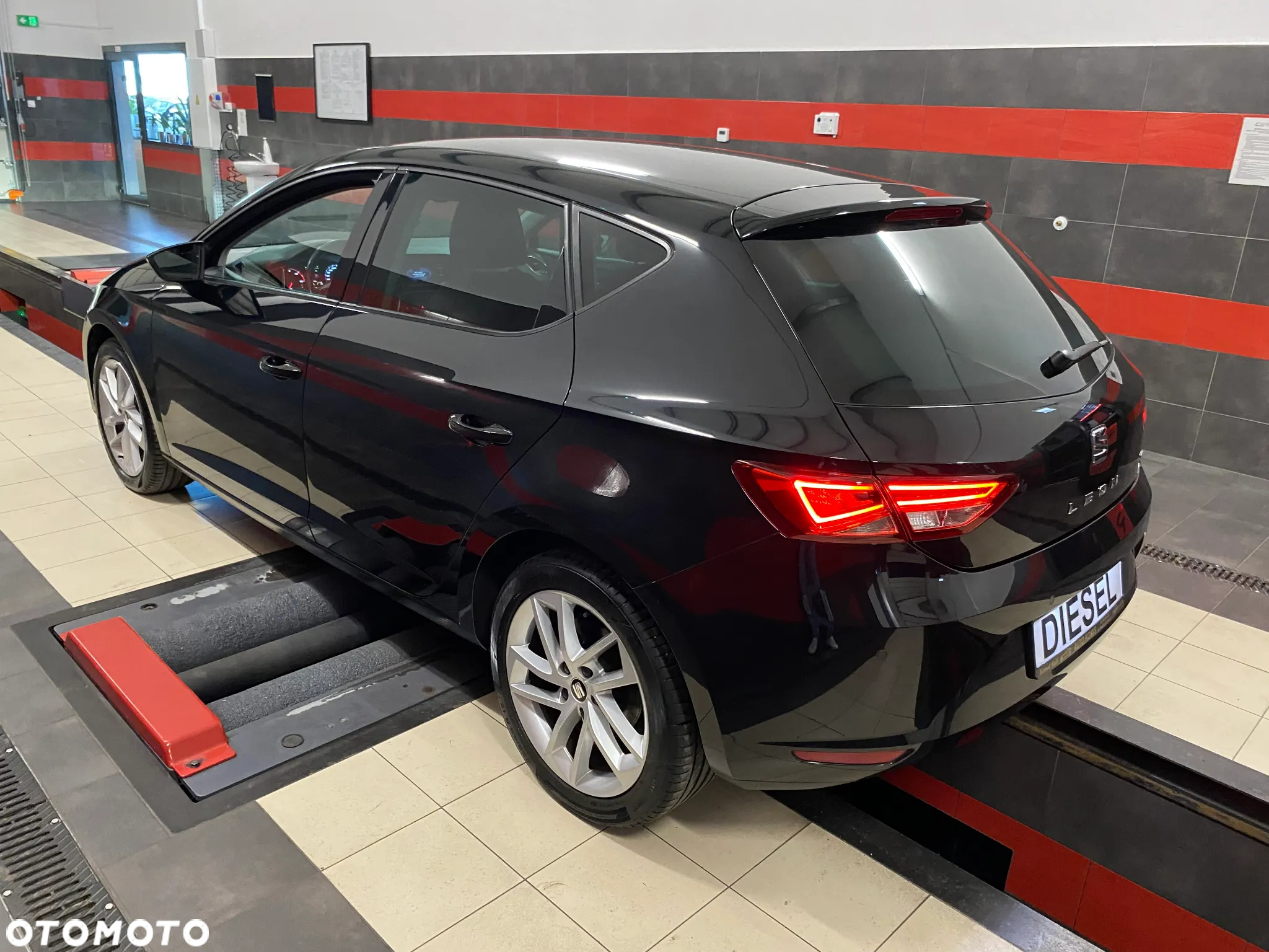 Seat Leon 2.0 TDI Style S&S DSG EU6 - 8