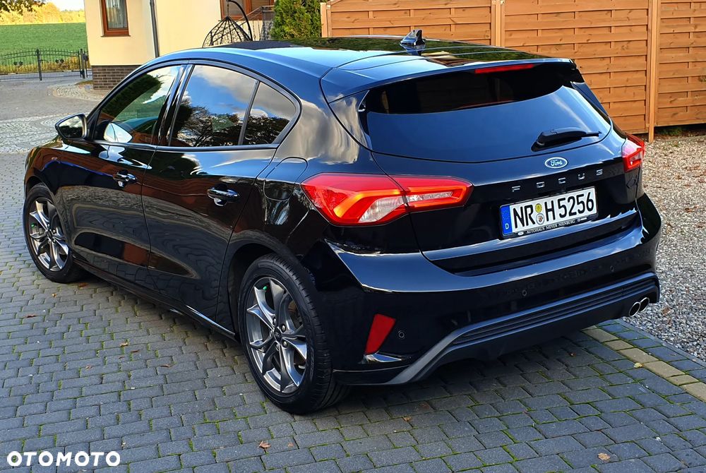 Ford Focus - 10