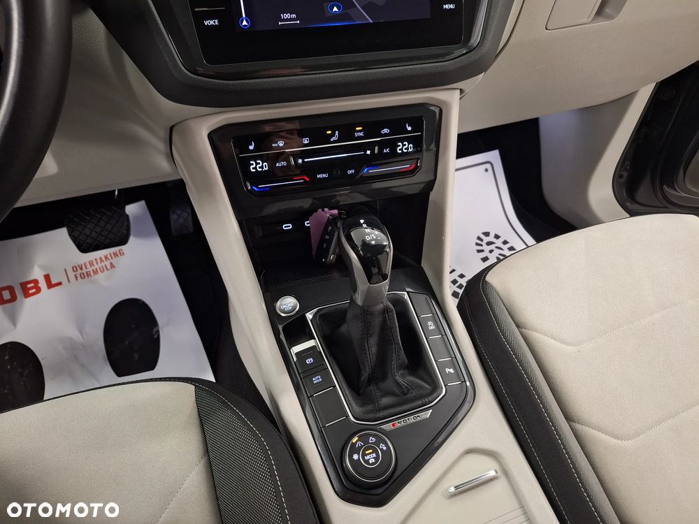 Volkswagen Tiguan 2.0 TDI SCR 4MotION DSG Elegance - 35