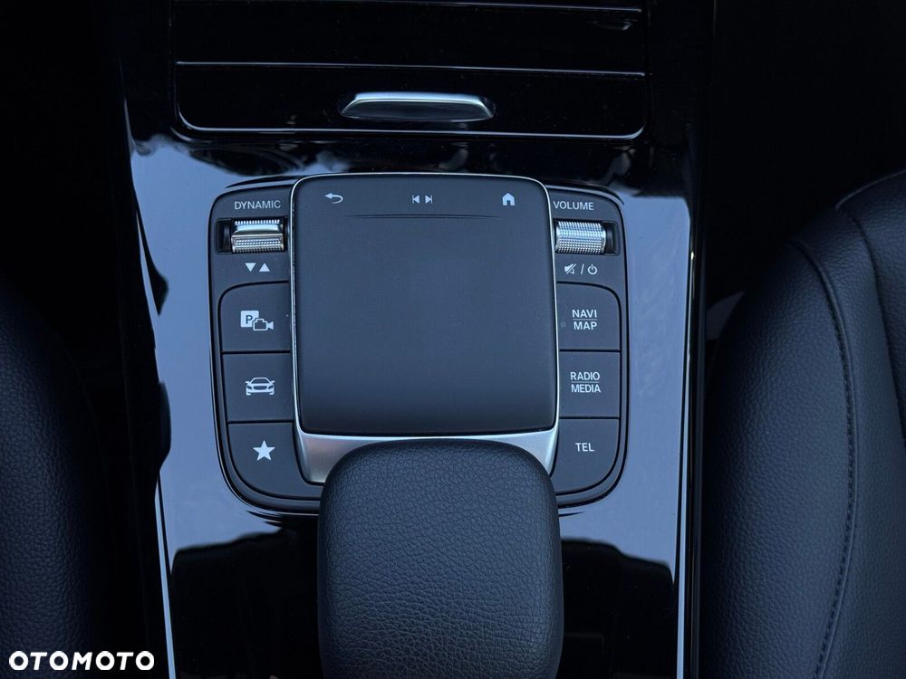 Mercedes-Benz Klasa A 180 7G-DCT - 18