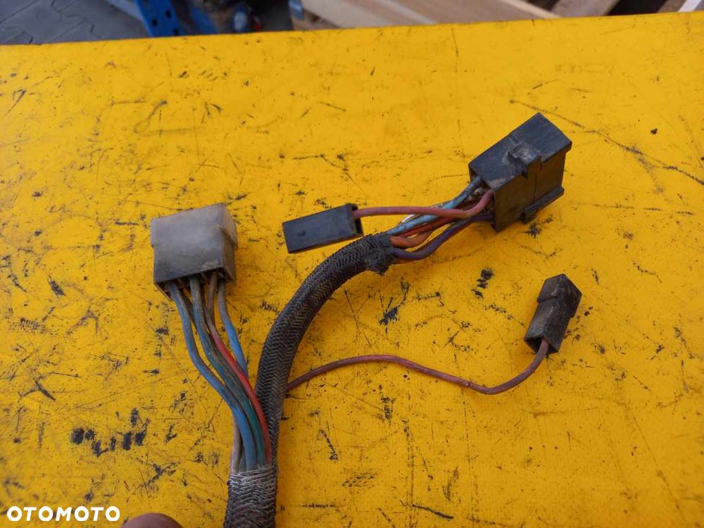 Wiązki elektryczne Massey Ferguson 8150 - 30