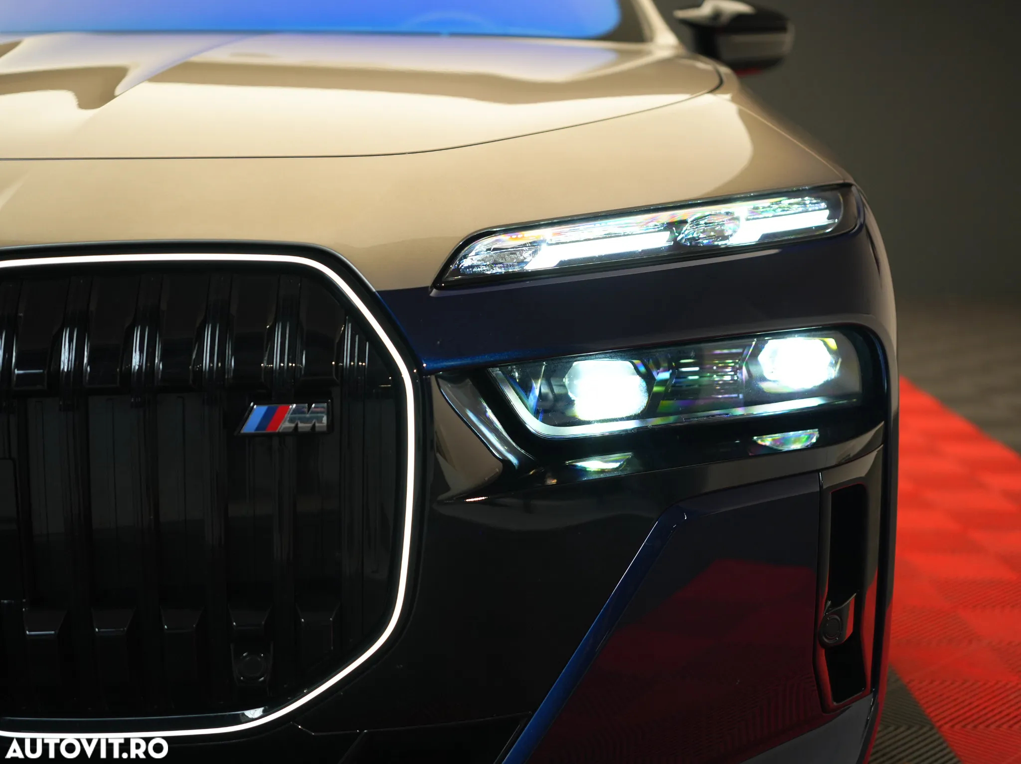 BMW i7 M70 xDrive - 13