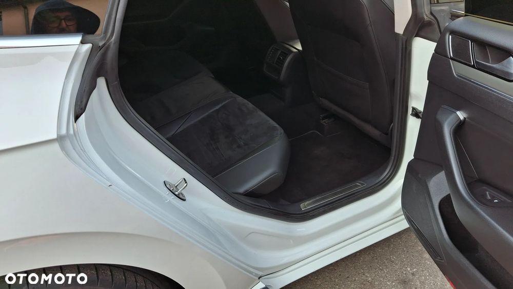 Volkswagen Arteon 2.0 TDI SCR Elegance DSG - 23