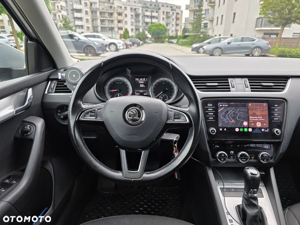 Skoda Octavia - 2
