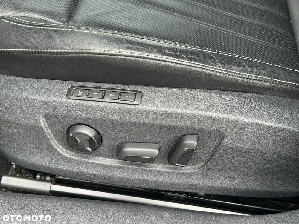 Skoda Superb 2.0 TSI 4x4 L&K DSG - 11