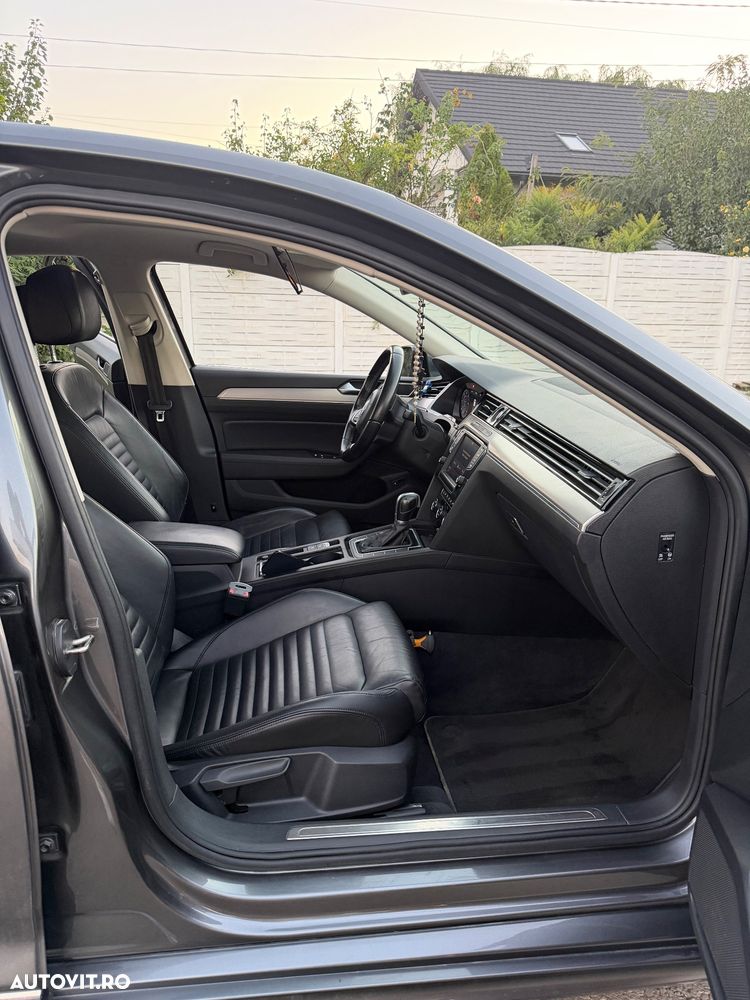 Volkswagen Passat 1.6 TDI SCR DSG Comfortline - 16
