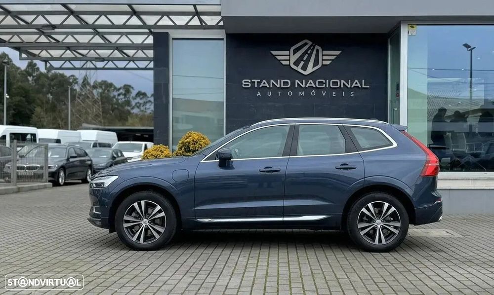Volvo XC 60 2.0 T6 PHEV Core AWD — fotografia 6