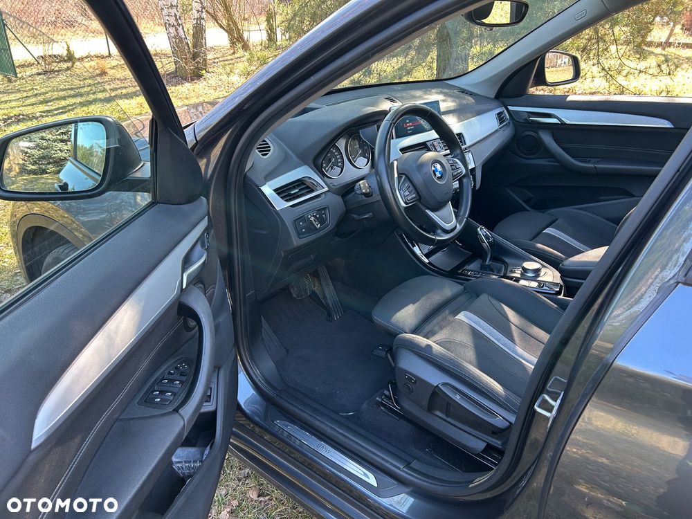 BMW X1 xDrive20d Sport Line sport - 8