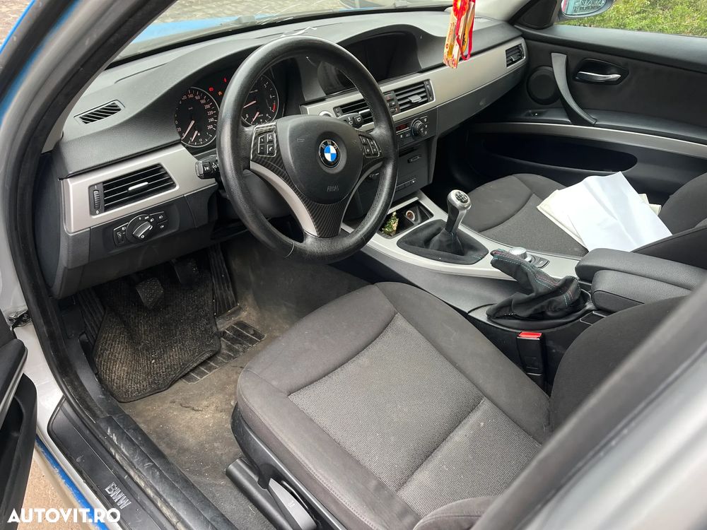 Dezmembrez Bmw Seria 3 E90 2007 320i N46B20B M packet benzina - 17