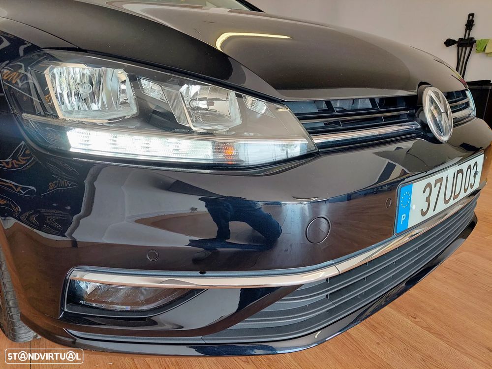 VW Golf 1.6 TDI Confortline - 19
