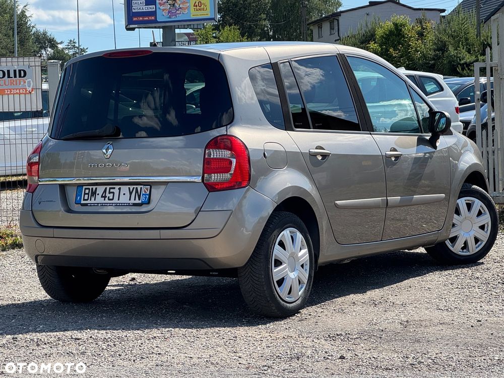 Renault Modus - 10