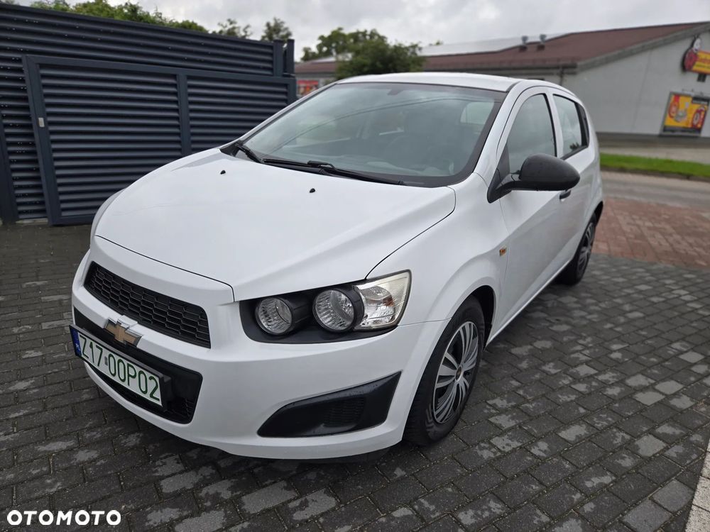 Chevrolet Aveo 1.2 LS - 26