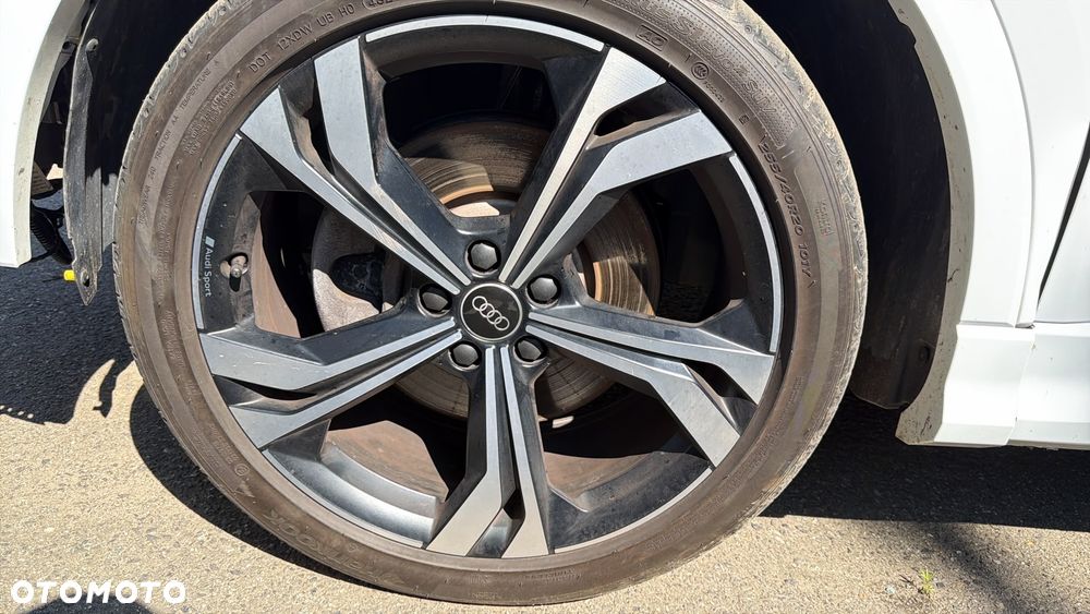Audi Q3 45 TFSI e S Line S tronic - 24