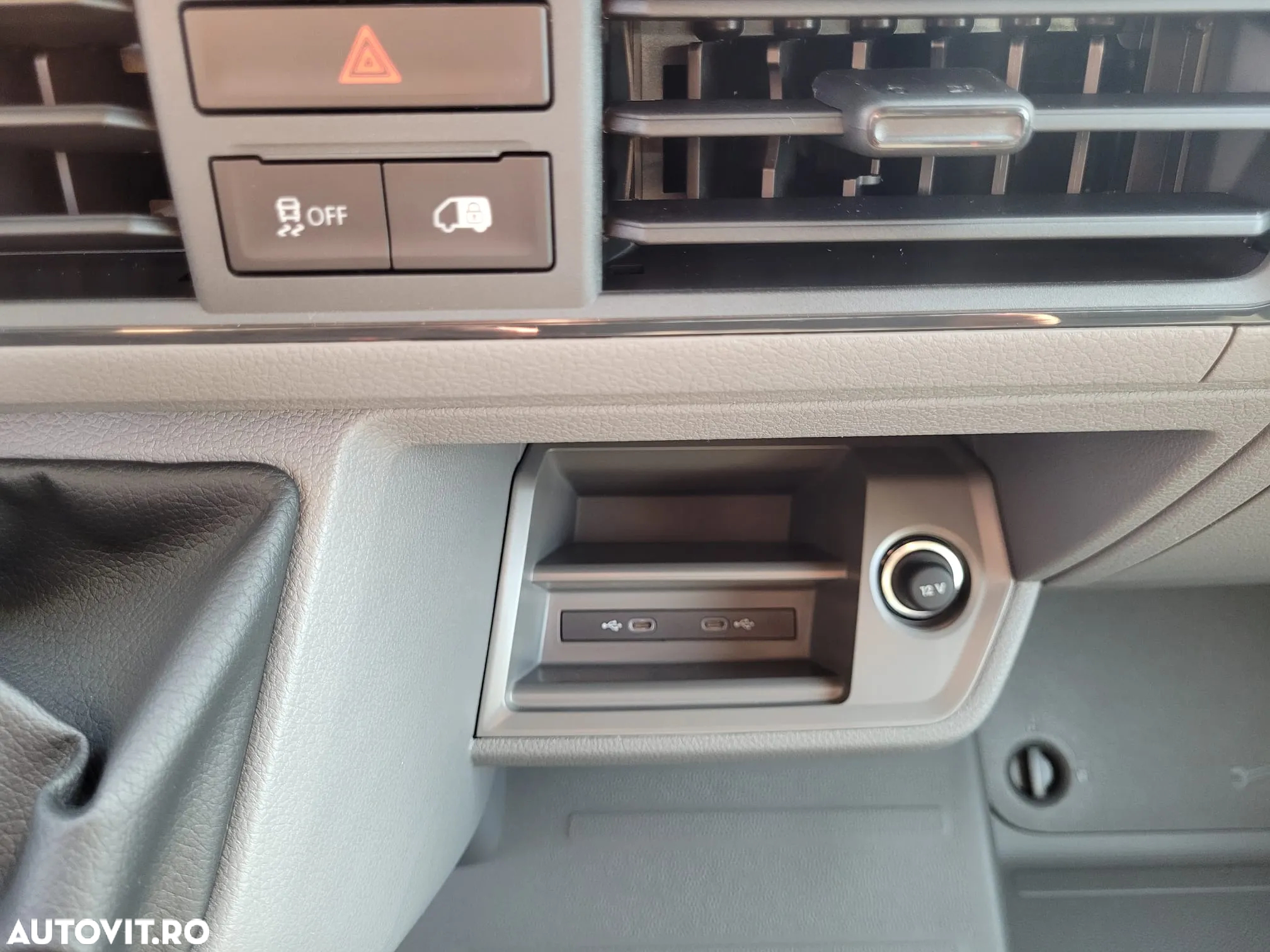 Volkswagen Crafter 35 Furgon L4H3 140CP M6 - 16